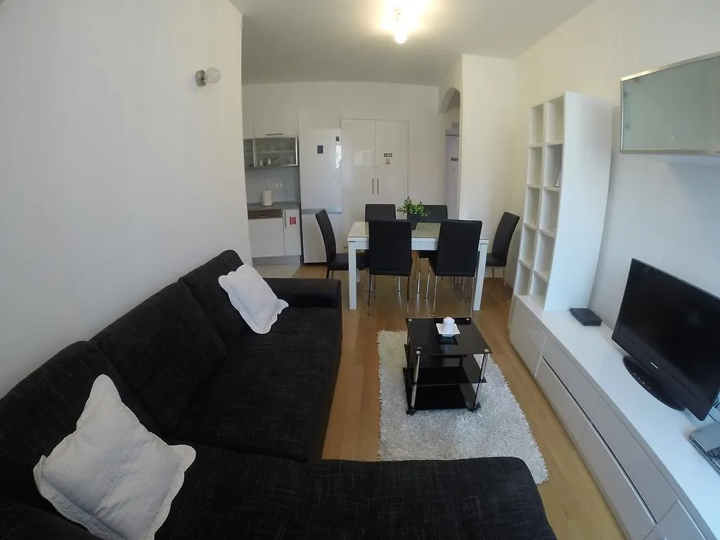 Promenade Apartment Split 0*,